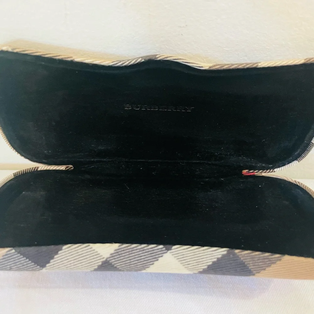 BURBERRY NOVA CHECK FABRIC EYEGLASS CASE